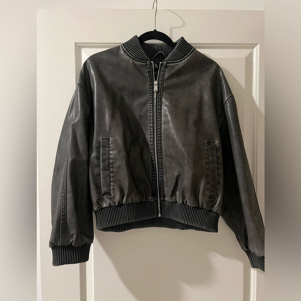 Zara vintage cropped leather jacket